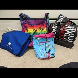 BUNDLED DEAL MULTIPLE TOTE BAGS!!!